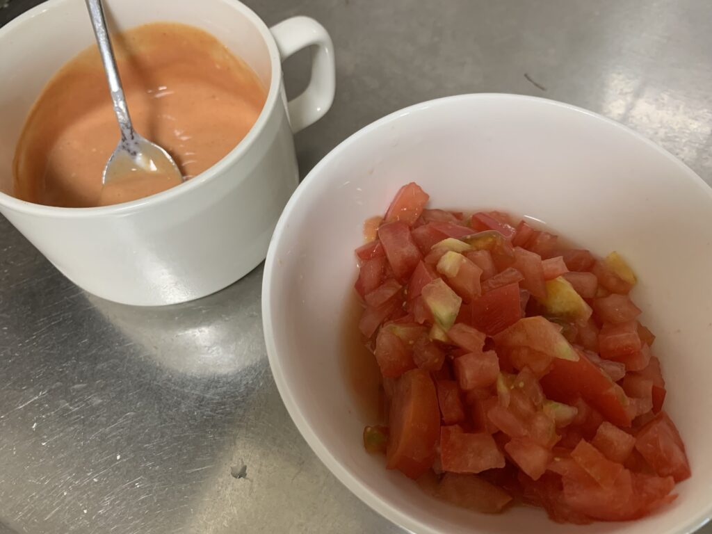 Food strengthens global connections