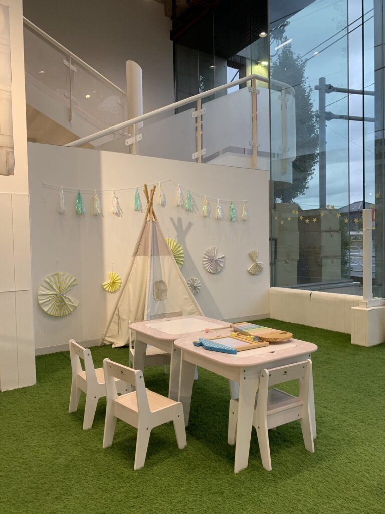 Affordable Sustainable Secondhand Shopping, Play Area